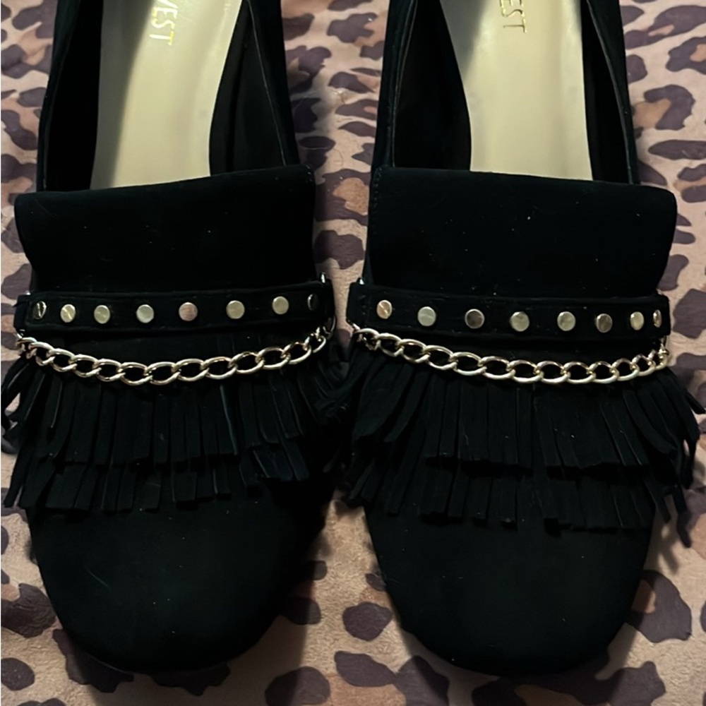 Nine West suede shoe with gold embellishments , fringe and chunky heel